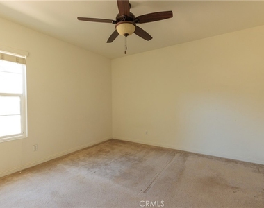 710 E Valencia Street - Photo Thumbnail 8