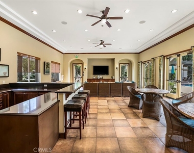710 E Valencia Street - Photo Thumbnail 29