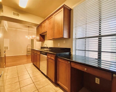 2255 Braeswood Park Drive - Photo Thumbnail 12