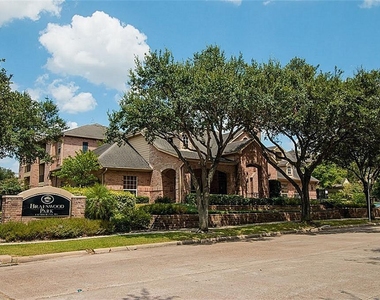 2255 Braeswood Park Drive - Photo Thumbnail 3