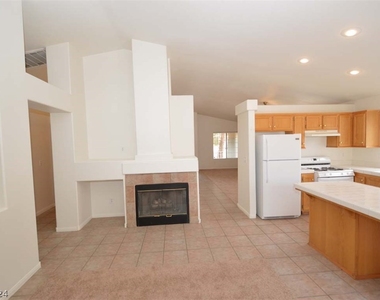 4813 Lupita Court - Photo Thumbnail 4