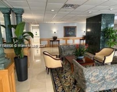 4010 Galt Ocean Dr - Photo Thumbnail 19