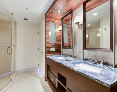 6899 Collins Ave - Photo Thumbnail 7