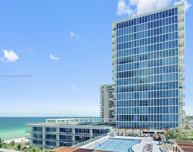 6899 Collins Ave - Photo Thumbnail 26