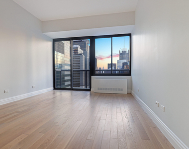 235 West 48th Street - Photo Thumbnail 1