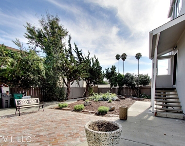 3142 Fruitvale Ave - Photo Thumbnail 12