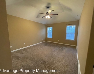 8833 Campaldino Ave. - Photo Thumbnail 4