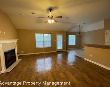 8833 Campaldino Ave. - Photo Thumbnail 3