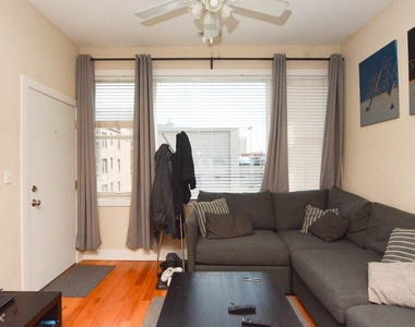 3817 N. Fremont, Unit R-5 - Photo Thumbnail 6