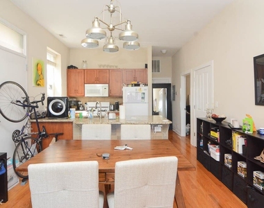 3817 N. Fremont, Unit R-5 - Photo Thumbnail 12