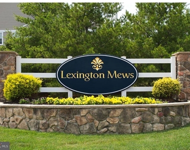 507 Lexington Mews - Photo Thumbnail 29
