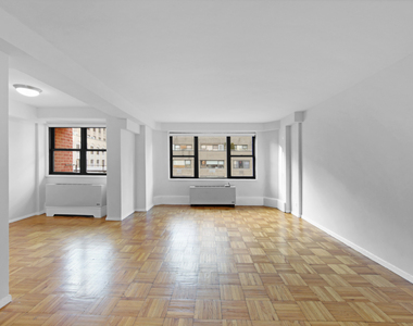 141 East 33rd Street - Photo Thumbnail 2