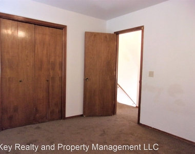 3707 N Saint Charles St - Photo Thumbnail 17