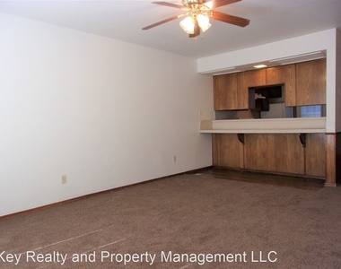 3707 N Saint Charles St - Photo Thumbnail 9