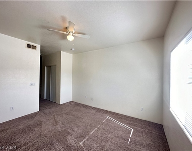 5751 E Hacienda Avenue - Photo Thumbnail 10