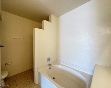 5751 E Hacienda Avenue - Photo Thumbnail 13