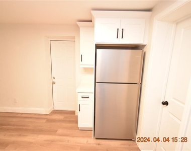 3424 N 16th Street - Photo Thumbnail 8