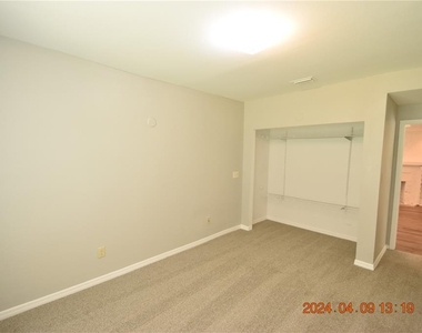 1127 Sycamore Street - Photo Thumbnail 25