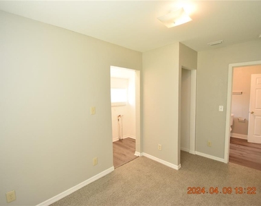 1127 Sycamore Street - Photo Thumbnail 33