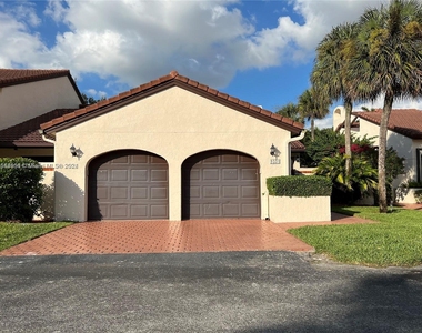 9331 Nw 48th Doral Ter - Photo Thumbnail 0