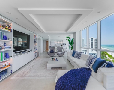 3801 Collins Ave - Photo Thumbnail 3