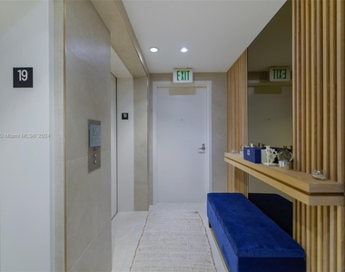 3801 Collins Ave - Photo Thumbnail 18