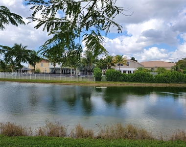 15625 Sw 52nd Ct - Photo Thumbnail 22