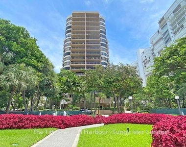 10175 Collins Ave - Photo Thumbnail 0