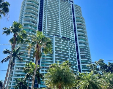 1643 Brickell Ave - Photo Thumbnail 0