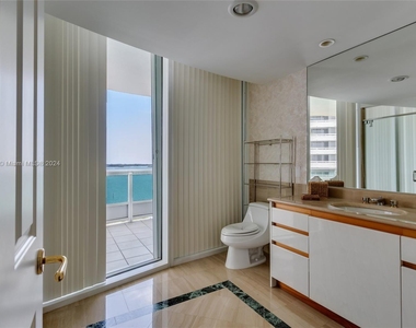 1643 Brickell Ave - Photo Thumbnail 16