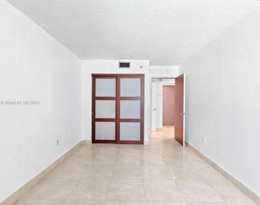 850 N Miami Ave - Photo Thumbnail 13