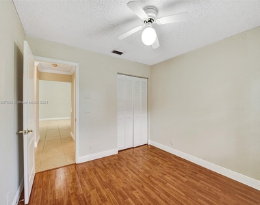 7665 Nw 61st Ave - Photo Thumbnail 65