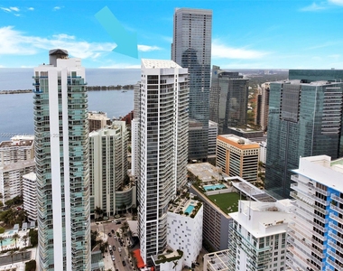 1300 Brickell Bay Dr - Photo Thumbnail 22