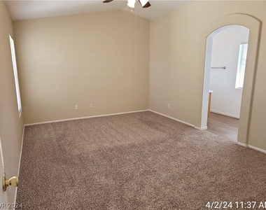 5896 Gentleslope Street - Photo Thumbnail 16