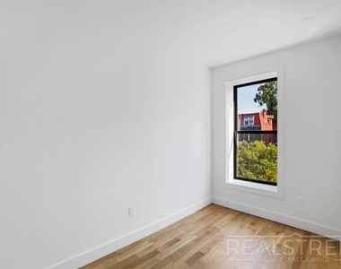 1401 Dean Street - Photo Thumbnail 3