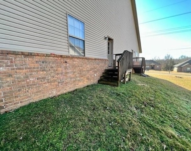 55  S Woodsprings  Dr - Photo Thumbnail 2