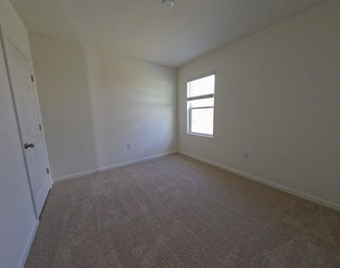 462 Mimosa Street Sw - Photo Thumbnail 5