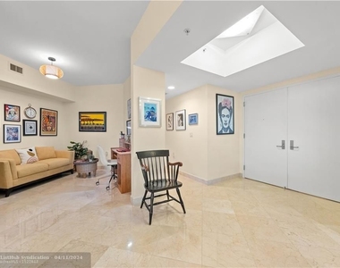 333 Las Olas Way - Photo Thumbnail 23