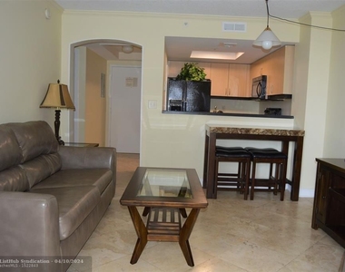 2951 S Bayshore Dr - Photo Thumbnail 8