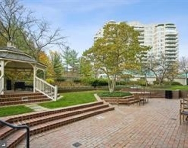 5600 Wisconsin Ave #704 - Photo Thumbnail 10