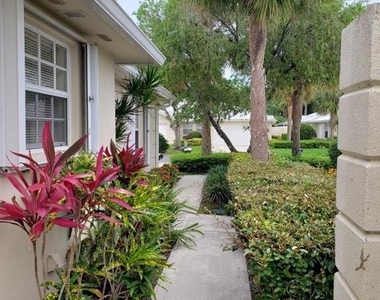 1652 Sw Waterfall Blvd - Photo Thumbnail 5