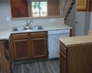 9571 Olde Towne Row - Photo Thumbnail 14