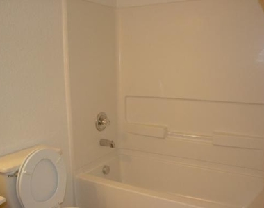 2844 Seascape Lane - Photo Thumbnail 10