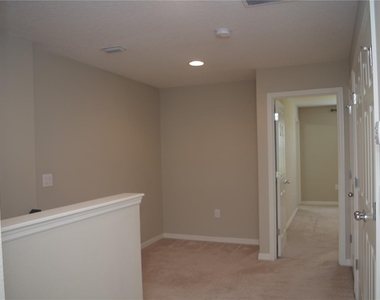 7089 Towne Lake Road - Photo Thumbnail 8