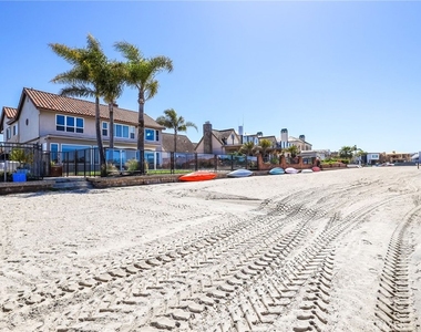 16821 Coral Cay Lane - Photo Thumbnail 4