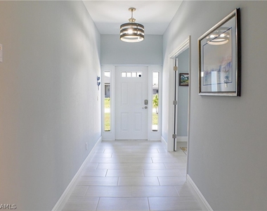2361 Nw 38th Place - Photo Thumbnail 2