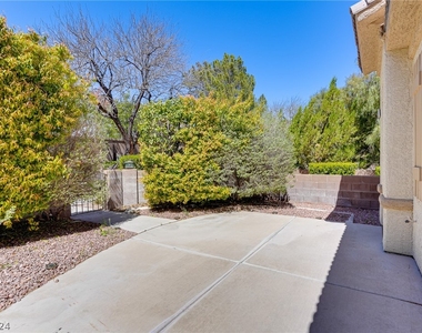 1365 Paseo Granada Street - Photo Thumbnail 6