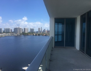 17111 Biscayne Blvd - Photo Thumbnail 9