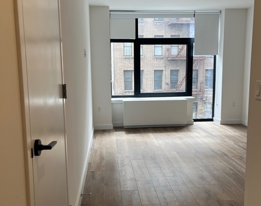 251 West 117th Street - Photo Thumbnail 7