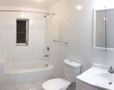 66-39 Burns Street - Photo Thumbnail 5